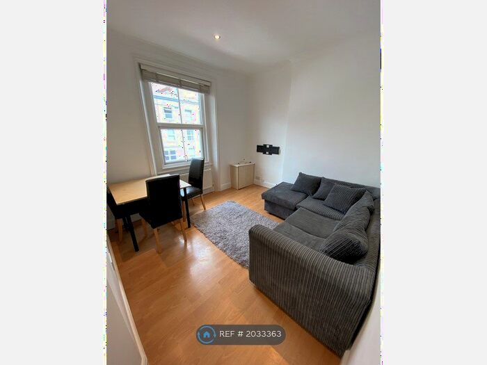 2 Bedroom Flat To Rent In Kingsland High Street, London, E8
