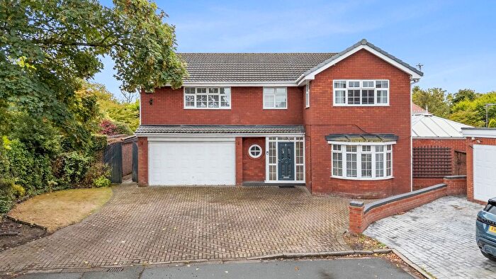 6 Bedroom Detached House For Sale In Woodley Fold, Penketh, WA5