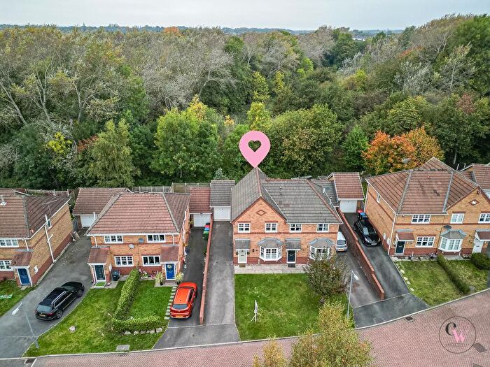 3 Bedroom Property For Sale In Shakespeare Close, Northwich, CW9