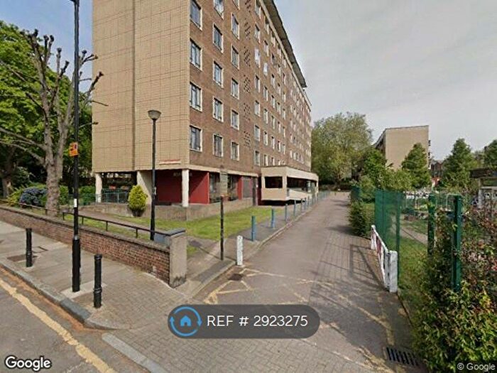 Studio To Rent In Wells House, London, EC1R