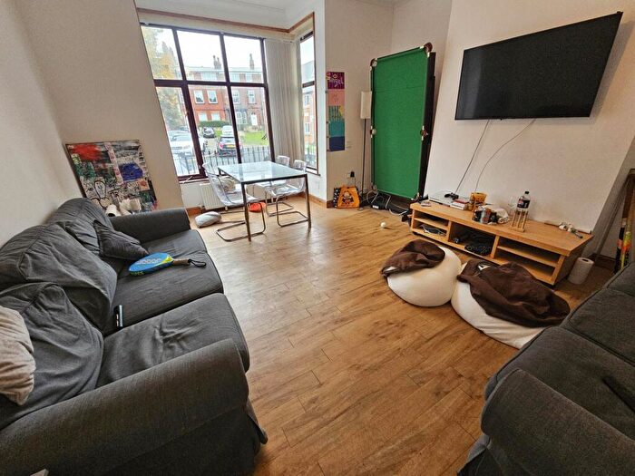 6 Bedroom House To Rent In Ebberston Terrace, Leeds, LS6