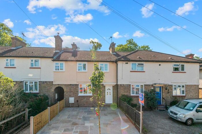 3 Bedroom Terraced House To Rent In Townholm Crescent, Hanwell, W7