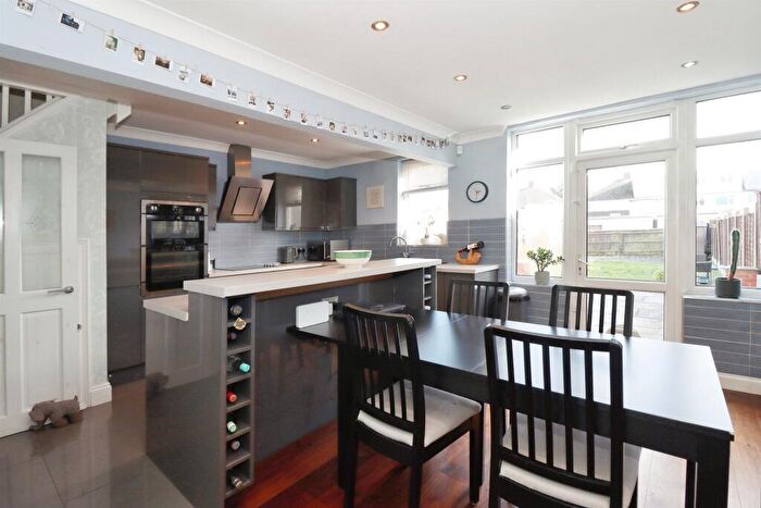 3 Bedroom End Of Terrace House For Sale In Meadowsweet Avenue, Filton, Bristol, BS34