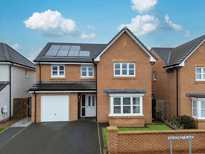 4 Bedroom Detached House For Sale In Goldcrest Place, Dunfermline, KY11