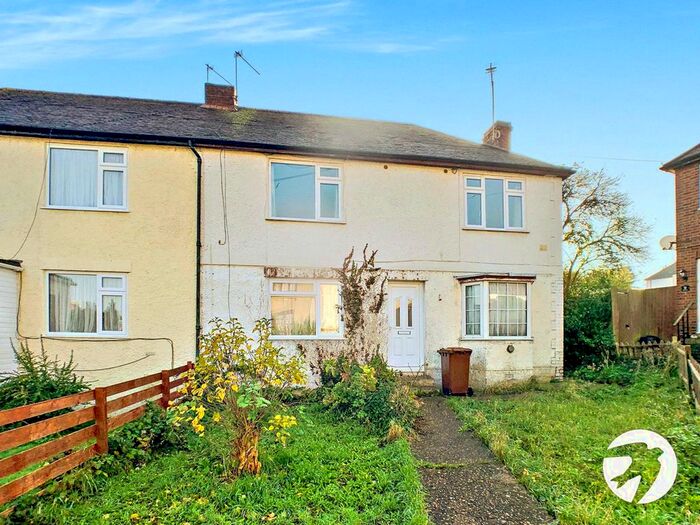 1 Bedroom Flat To Rent In Hawthorn Road, Rochester, ME2