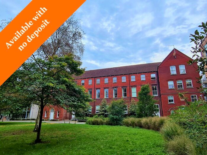 2 Bedroom Flat To Rent In James Weld Close, Shirley, Southampton, SO15