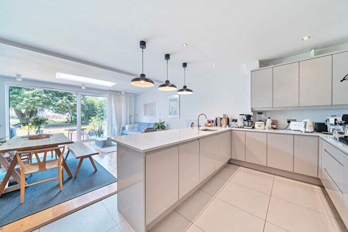 4 Bedroom End Of Terrace House To Rent In Hutton Mews, London, SW15