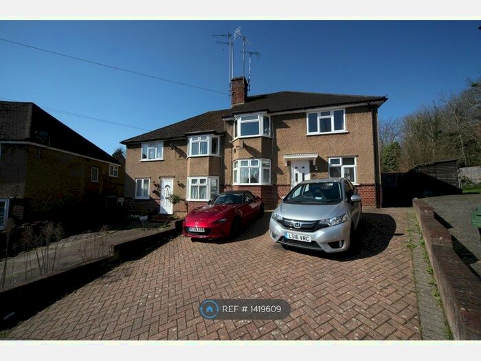 2 Bedroom Maisonette To Rent In Kenton Gardens, St. Albans, AL1