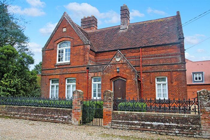 1 Bedroom Cottage To Rent In Saling Grove, Great Saling, Braintree, CM7