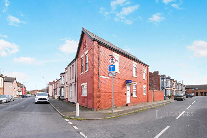 1 Bedroom Flat To Rent In Peel Road, L20