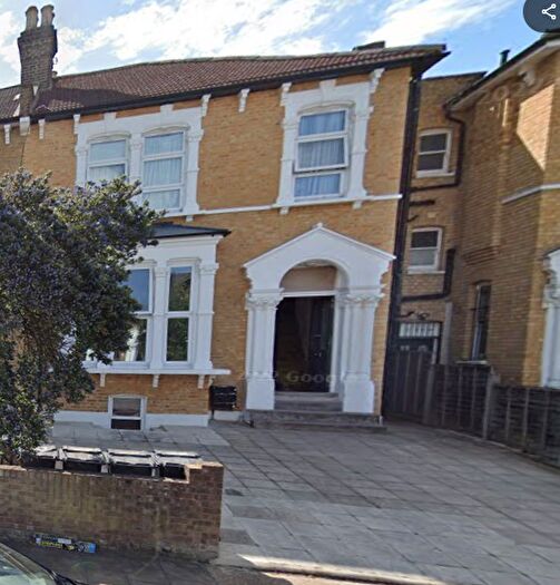 Studio To Rent In Evering Road, Upper Clapton, Hackney, E5