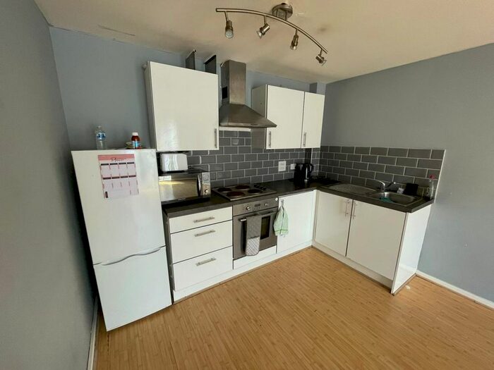 2 Bedroom Flat To Rent In Monks Place, Warrington, WA2