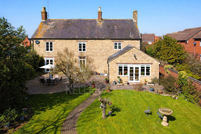 3 Bedroom Detached House For Sale In Long Street Road, Hanslope, Milton Keynes, MK19