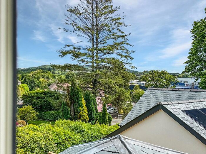 4 Bedroom Detached House For Sale In Newnham Road, Plymouth, PL7