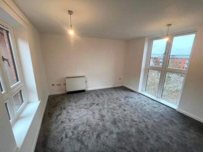 2 Bedroom Apartment To Rent In Chardlace Walk, Nottingham, NG1