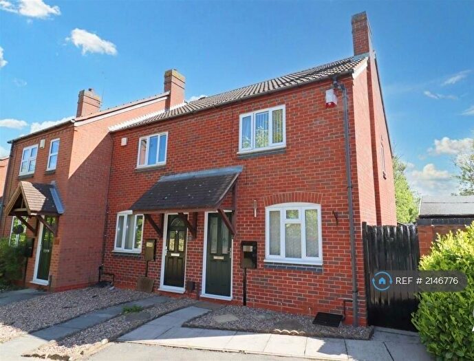 2 Bedroom End Of Terrace House To Rent In Glebelands Road, Leicester, LE4