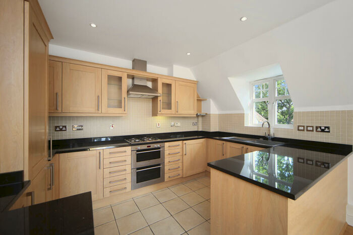 2 Bedroom Apartment To Rent In Portmore Park Road, Weybridge, KT13