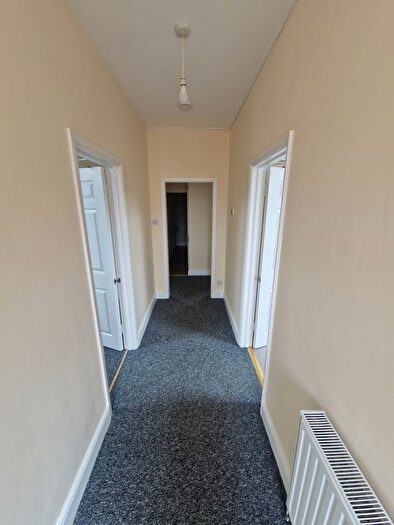 2 Bedroom Flat To Rent In Belmont Park Road, Leyton, E10