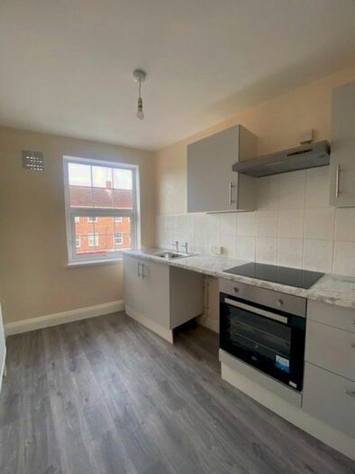 1 Bedroom Flat To Rent In Cranley Parade, London, SE9