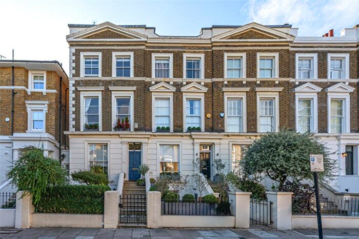 4 Bedroom End Of Terrace House For Sale In Clifton Hill, St John's Wood, London, NW8
