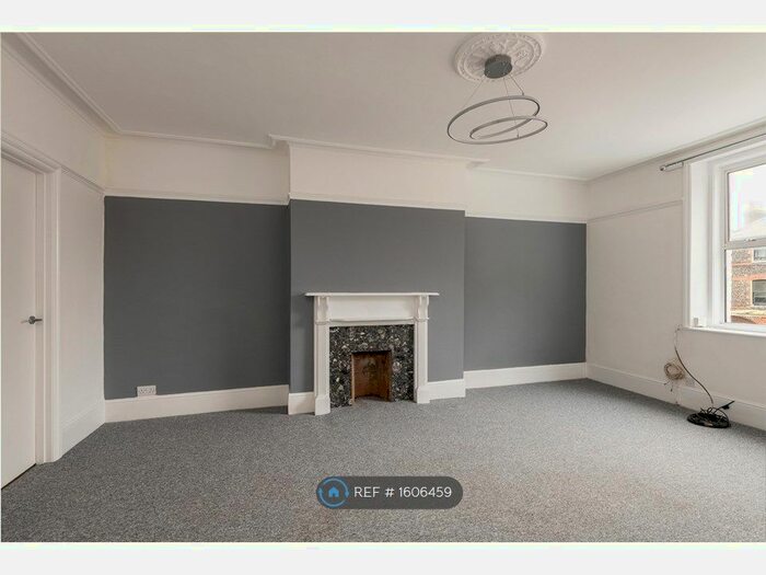 2 Bedroom Flat To Rent In Sandringham Court, Broadstairs, CT10