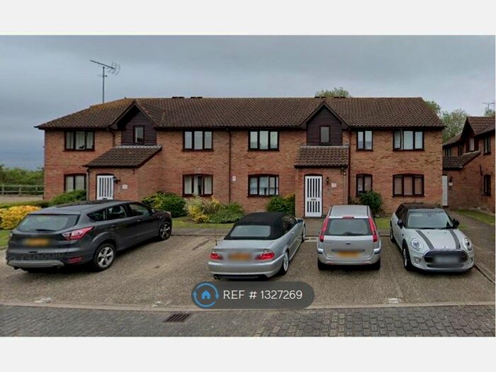 2 Bedroom Flat To Rent In Sewardstone Road, London, E4