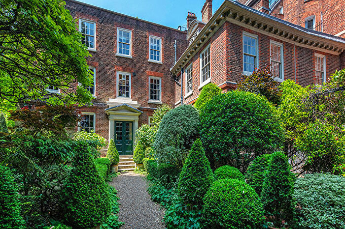 6 Bedroom Semi Detached House For Sale In The Mount, London, NW3