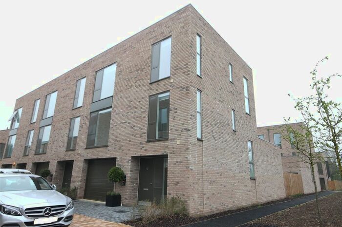 4 Bedroom End Of Terrace House To Rent In Brook End Close, Trumpington, Cambridge CB2