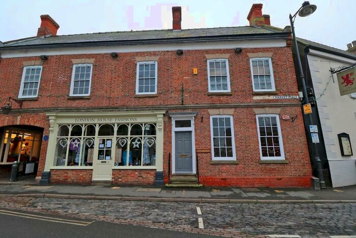 Commercial Property For Sale In Market Place, Epworth, DN9