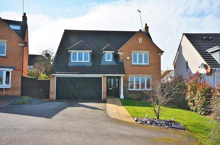 4 Bedroom Detached House To Rent In Sissinghurst Drive, Thrapston, NN14