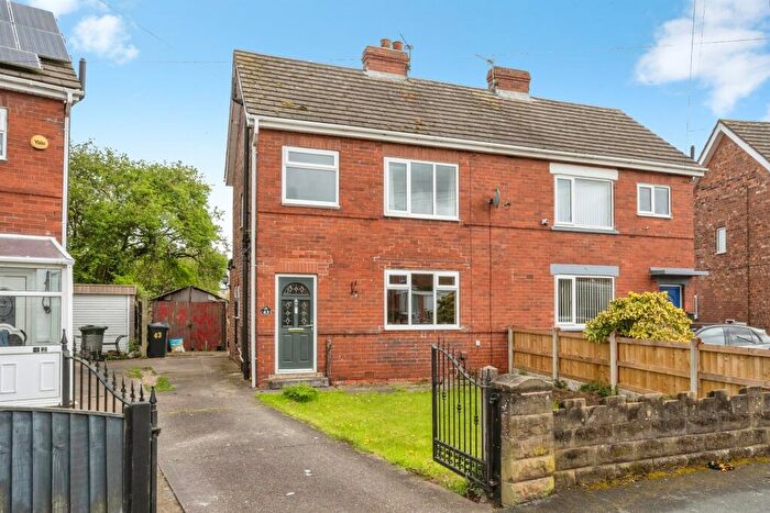 3 Bedroom Semi-Detached House For Sale In Lime Tree Grove, Thorne, Doncaster, DN8
