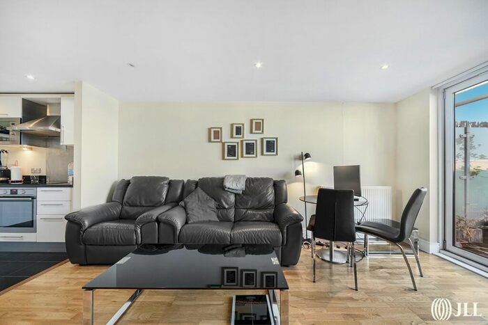 1 Bedroom Flat To Rent In Merryweather Place, London, SE10