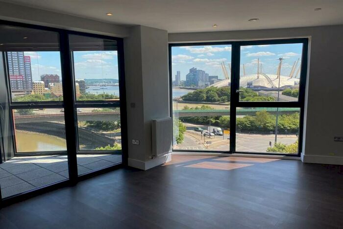 2 Bedroom Apartment To Rent In Handlebury House, E14