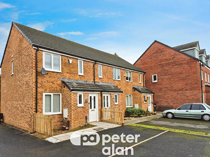 2 Bedroom House To Rent In Cefn Adda Court, Newport, NP20