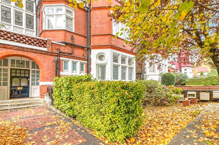 1 Bedroom Apartment For Sale In Frognal, Hampstead, NW3