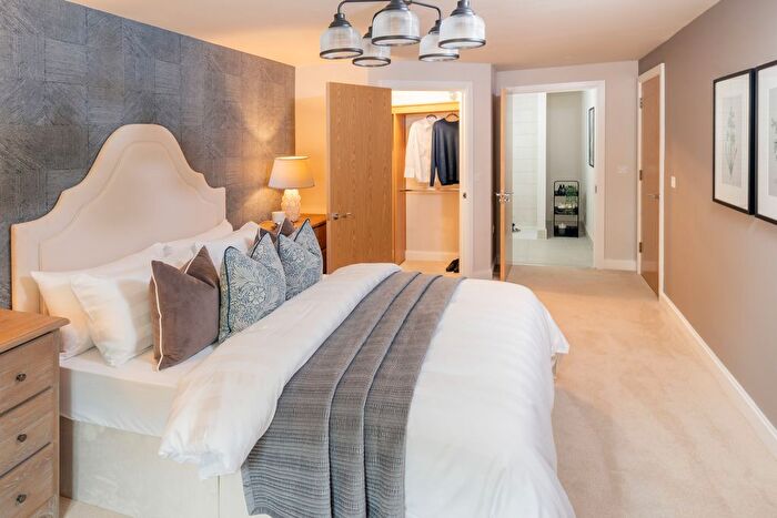 2 Bedroom Flat To Rent In Hawkhurst, TN18