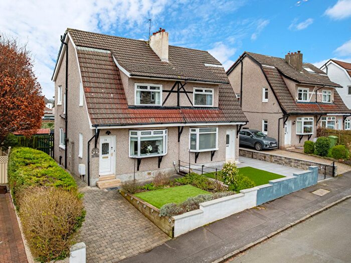 2 Bedroom Semi Detached House For Sale In York Drive, Rutherglen, Glasgow, G73