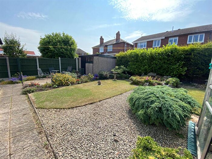 2 Bedroom Detached Bungalow For Sale In Doncaster Road, Conisbrough, DN12