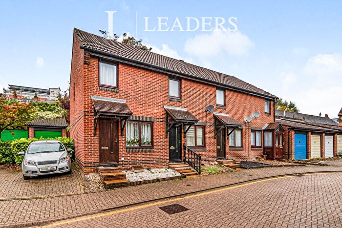 2 Bedroom Terraced House To Rent In Hope Close, SM1