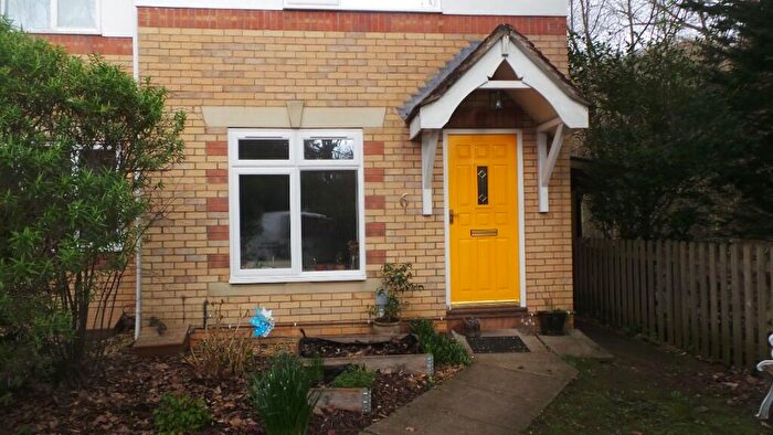 3 Bedroom Semi Detached House To Rent In Devaney Close, Bristol, BS4