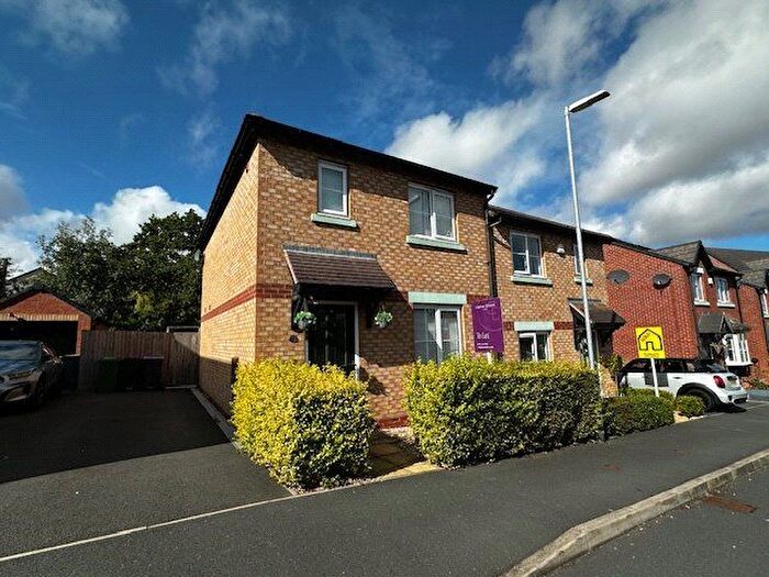 3 Bedroom Semi-Detached House To Rent In Vesey Court, Wellington, Telford, Shropshire, TF6