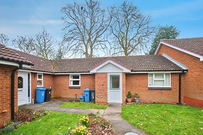 2 Bedroom Bungalow For Sale In Maryvale Court, Lichfield, Staffordshire, WS14