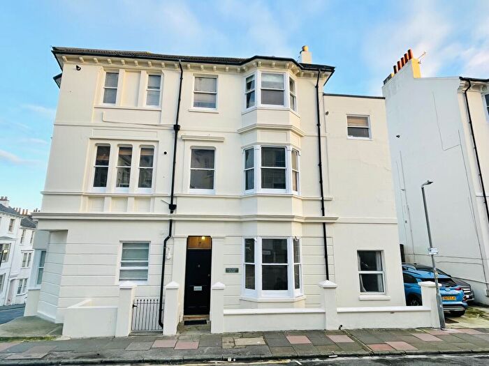 Studio To Rent In Guildford Road, Brighton, BN1