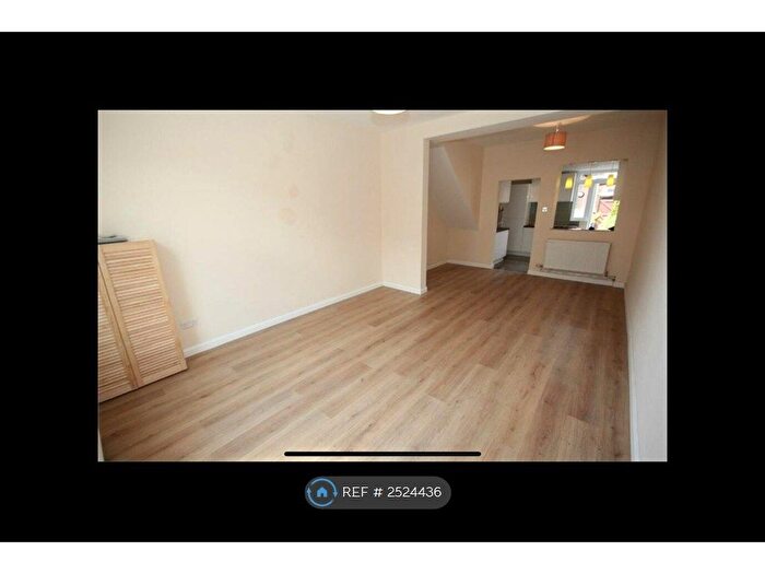 3 Bedroom Terraced House To Rent In St. Helens, St. Helens, WA10