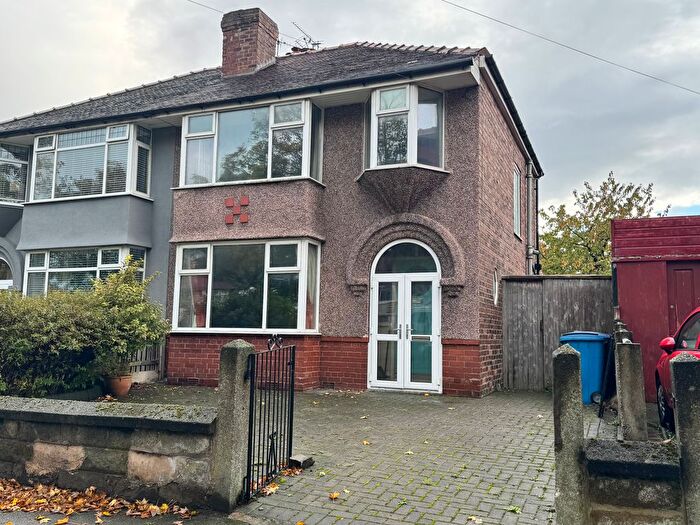 3 Bedroom Semi Detached House For Sale In Blackmoor Drive, Liverpool, L12