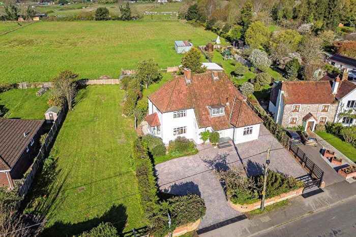 4 Bedroom Detached House For Sale In Trampers Lane, North Boarhunt. Detached House With Building Plot!, PO17