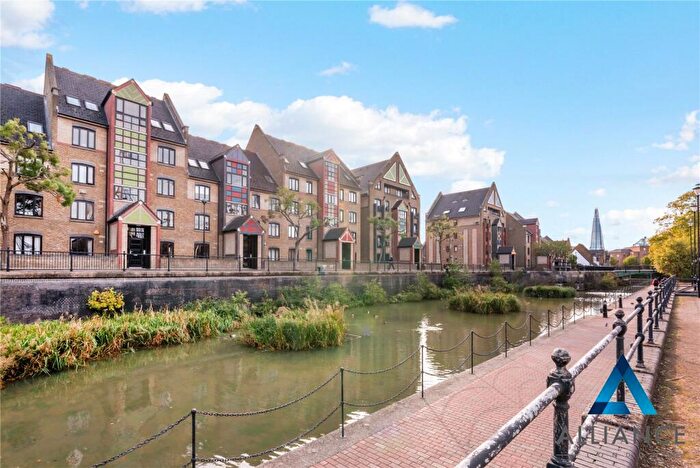 1 Bedroom Apartment To Rent In Discovery Walk, London, E1W