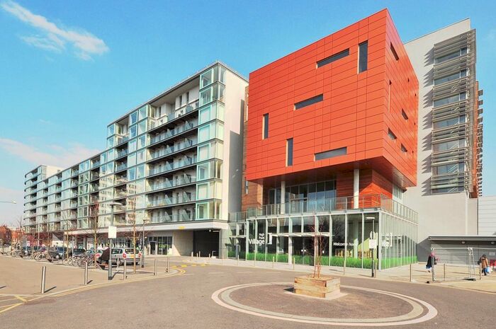 1 Bedroom Flat To Rent In Station Approach, Hayes, UB3