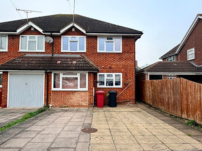 4 Bedroom Semi-Detached House For Sale In Salt Hill Avenue, Slough, Berkshire, SL1