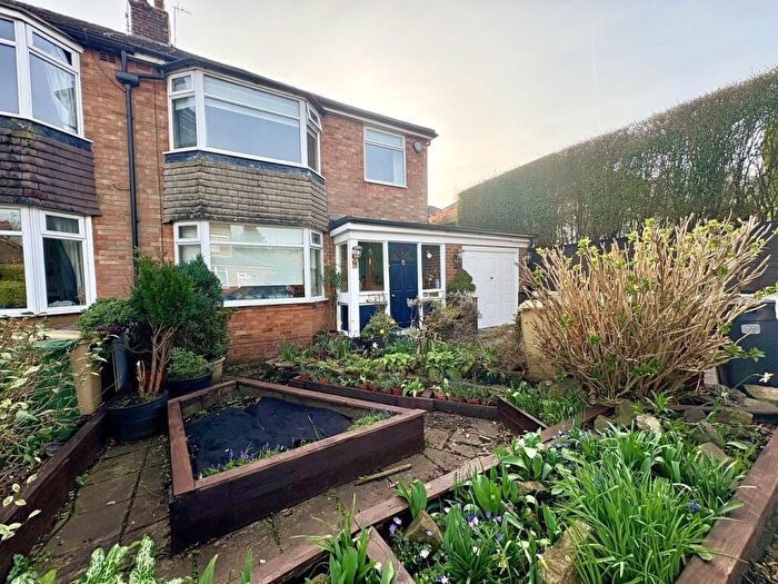 3 Bedroom Semi Detached House For Sale In Timberbottom, Bolton, BL2